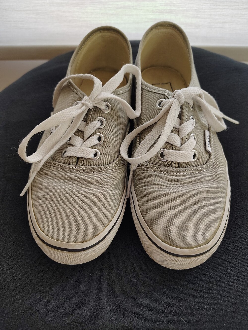 Vans Gray Low Top Canvas Sneakers With White Laces